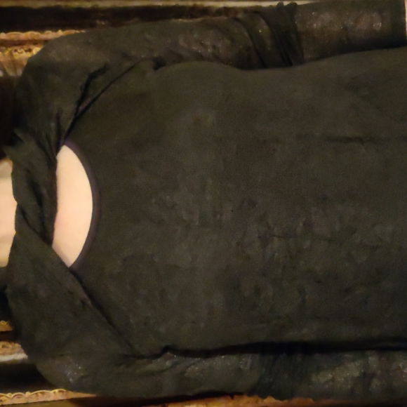 Mado etles Autres dress. Made in Tunisia. Size 2. May fit up to size 6. - Picture 4 of 4